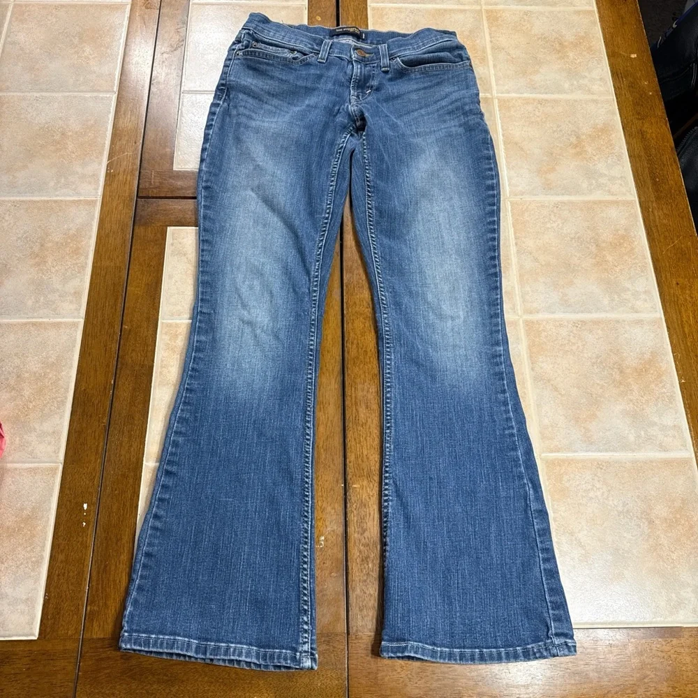 Levi's Women's Denim Wide Leg Jeans - Picture 2 of 5
